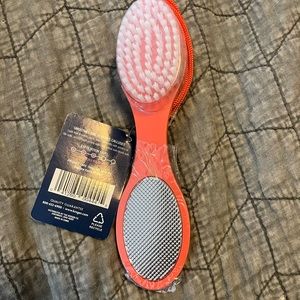 Exfoliating foot tool